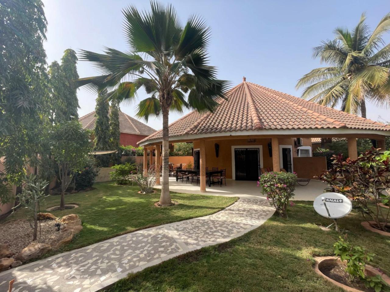Agence Adjana Resort - Residence Du Port 3 Sali Tapé Esterno foto