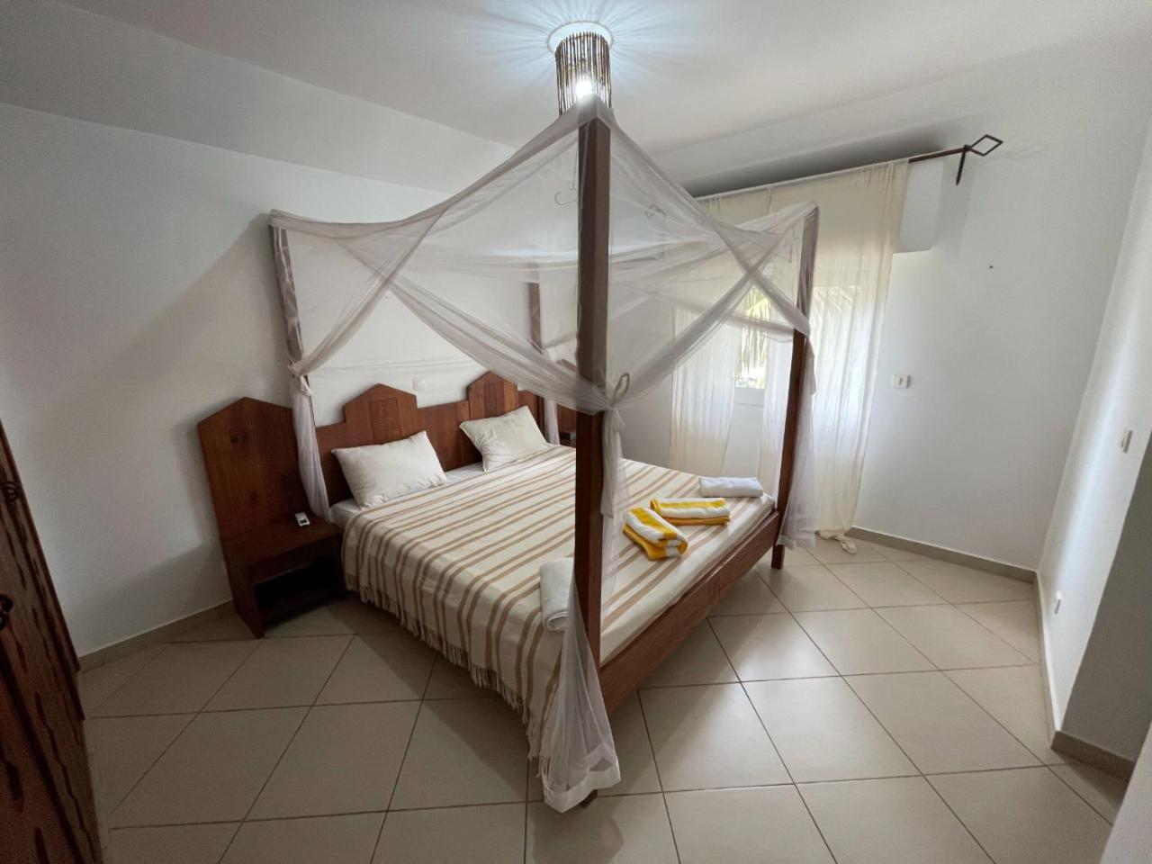 Agence Adjana Resort - Residence Du Port 3 Sali Tapé Esterno foto
